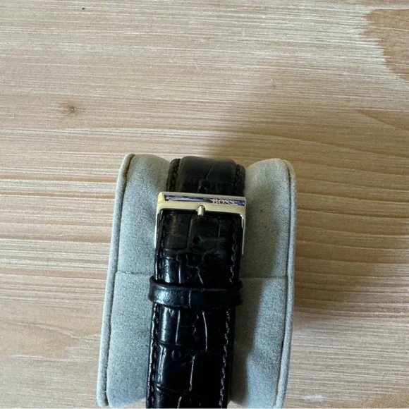 Hugo Boss Watch - Picture 2 of 4